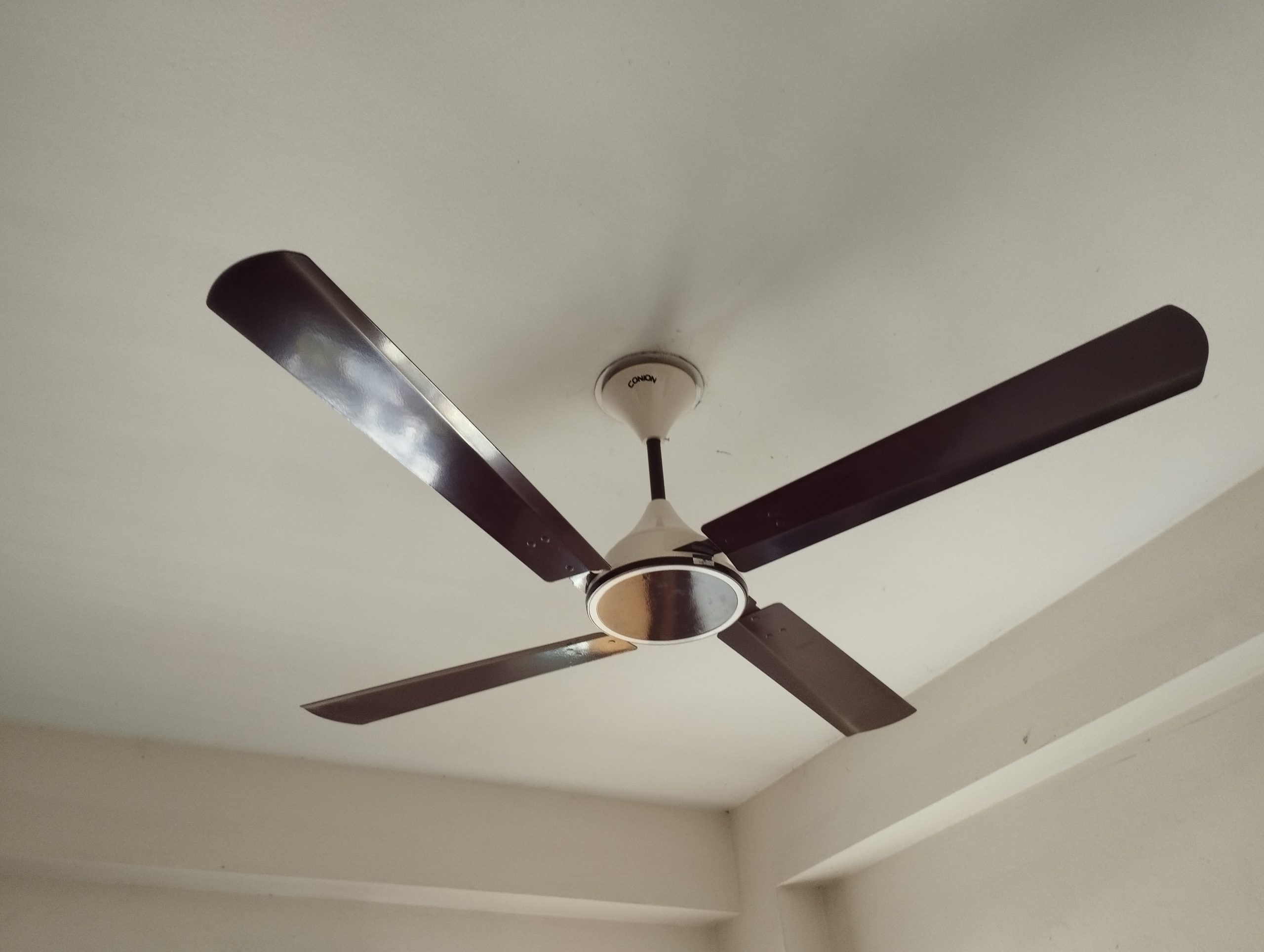 product-grid-gallery-item